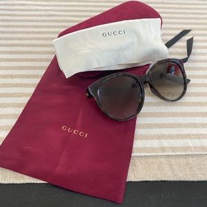 Gucci sunglasses. Perfect condition